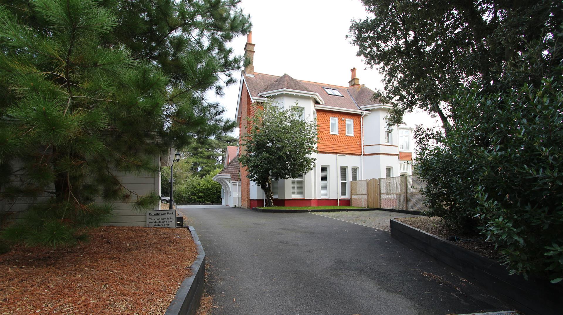 Mckinley Road, Bournemouth Saxe Coburg